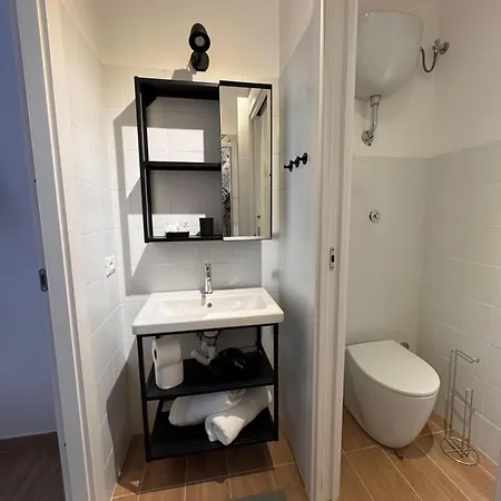 公寓 A Due Passi Dal Mare 佩斯卡拉